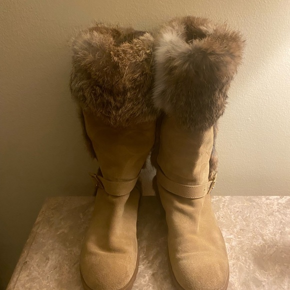 Gorgeous real fur vintage coach boots. - Picture 2 of 7
